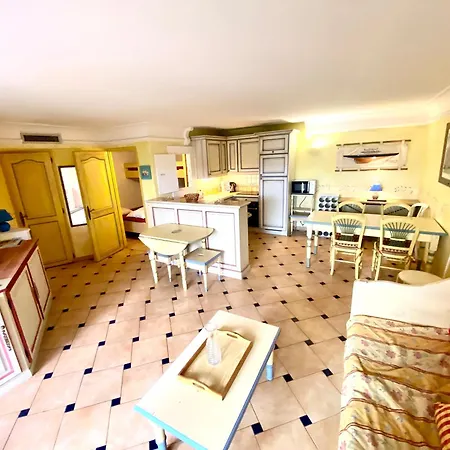 4 Etoiles Cap D'antibes Sainte-Maxime
